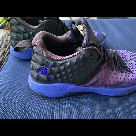 jordan extra fly blue